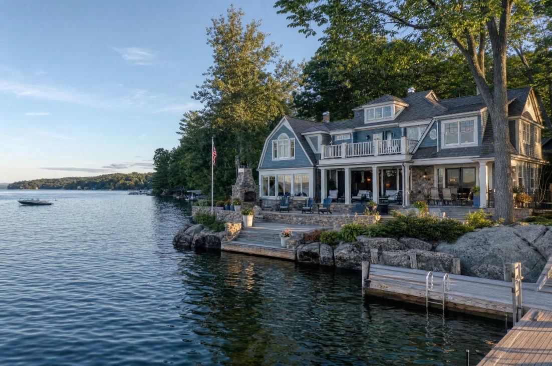 Summer home on the New Hampshire lakeshore